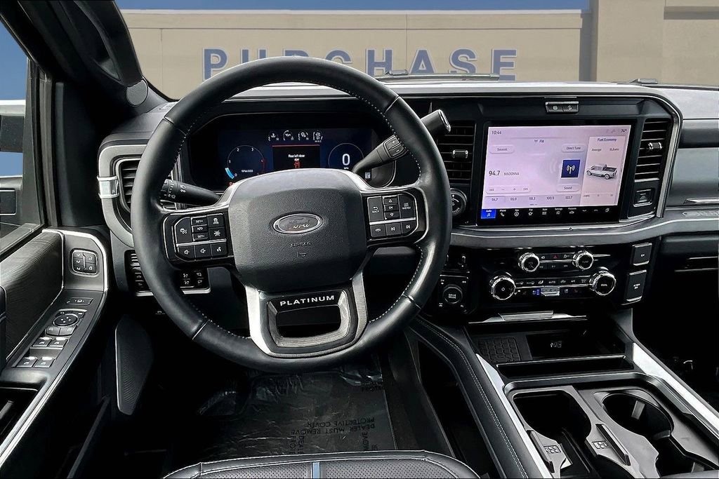 Used 2025 Ford F250 Platinum AWD/4WD image 9