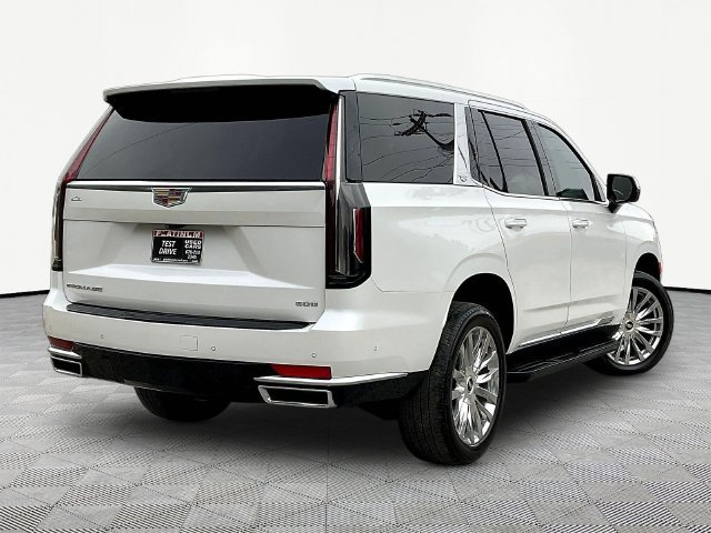 Used 2022 Cadillac Escalade Premium Luxury AWD/4WD image 5