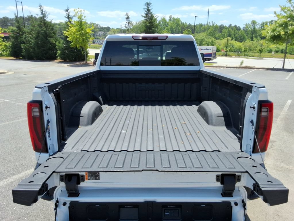 Certified 2025 GMC Sierra 2500 Denali Ultimate AWD/4WD image 18