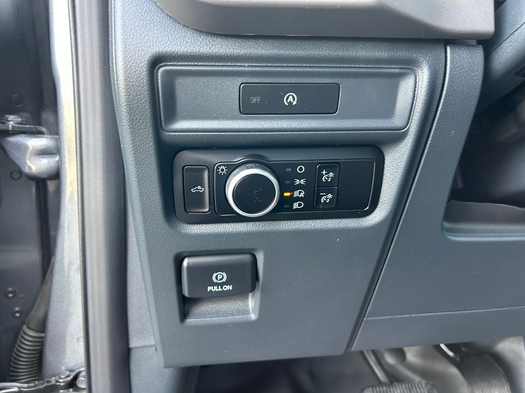 Used 2025 Ford F150 XL RWD image 21