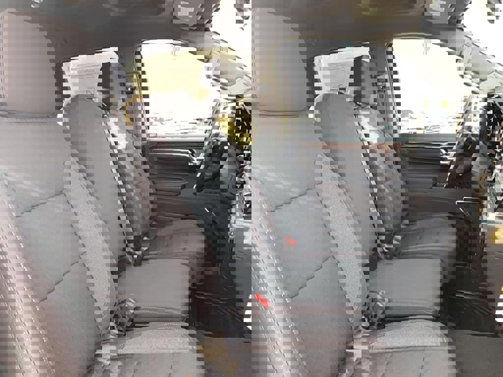 Used 2025 Chevrolet Silverado 1500 LT w/ Convenience Package II image 23