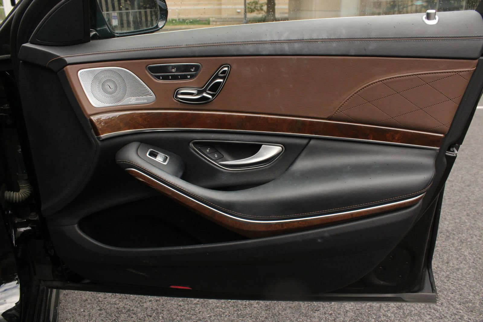 Used 2014 Mercedes-Benz S 550 Sedan image 30