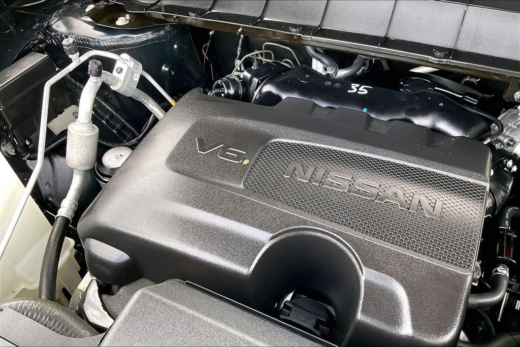 Used 2024 Nissan Pathfinder SL w/ SL Premium Package image 32