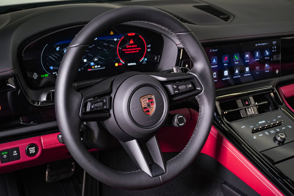 New 2026 Porsche Panamera 4 AWD/4WD image 18