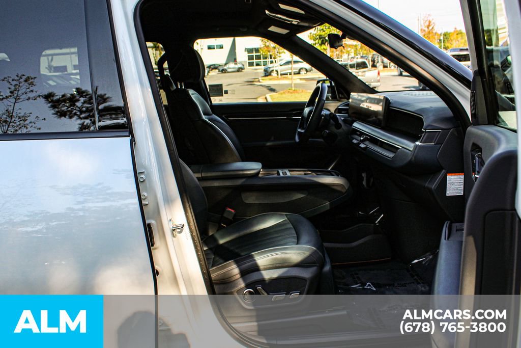 Used 2024 Kia EV9 GT-Line image 19