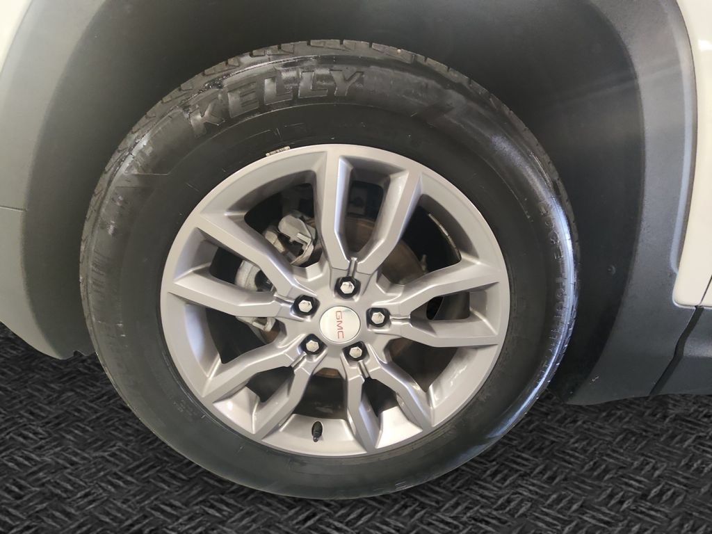 Certified 2024 GMC Terrain SLT FWD image 12