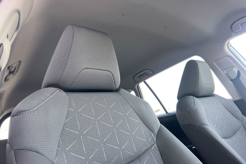 Certified 2025 Toyota RAV4 XLE image 19