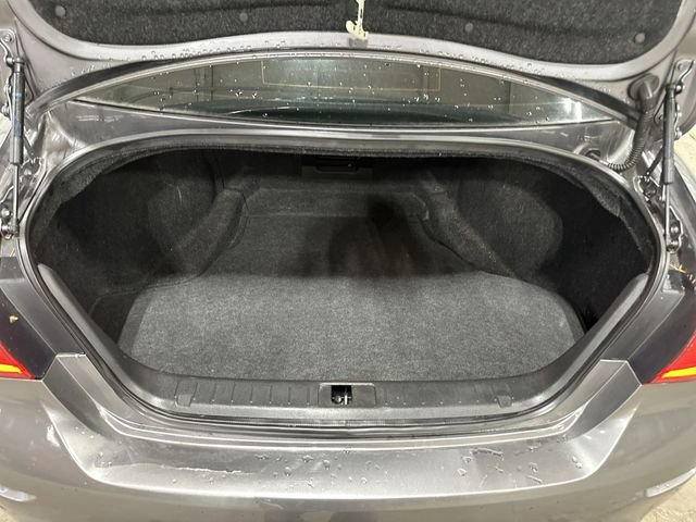 Used 2018 INFINITI Q70 Luxe w/ Cargo Package image 24