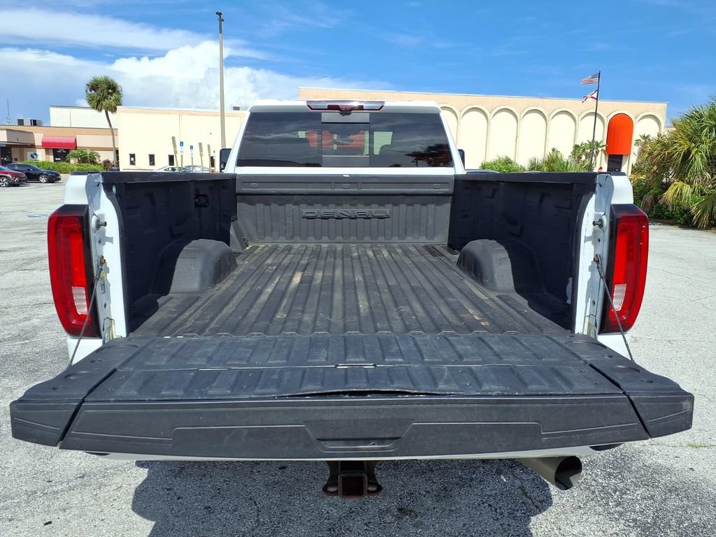 Used 2021 GMC Sierra 3500 Denali w/ Denali Ultimate Package AWD/4WD image 21
