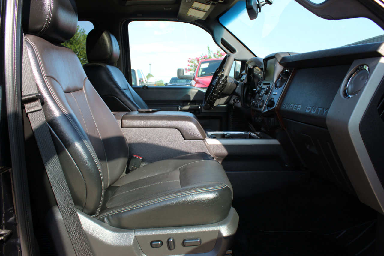 Used 2016 Ford F250 Lariat w/ Lariat Ultimate Package image 21