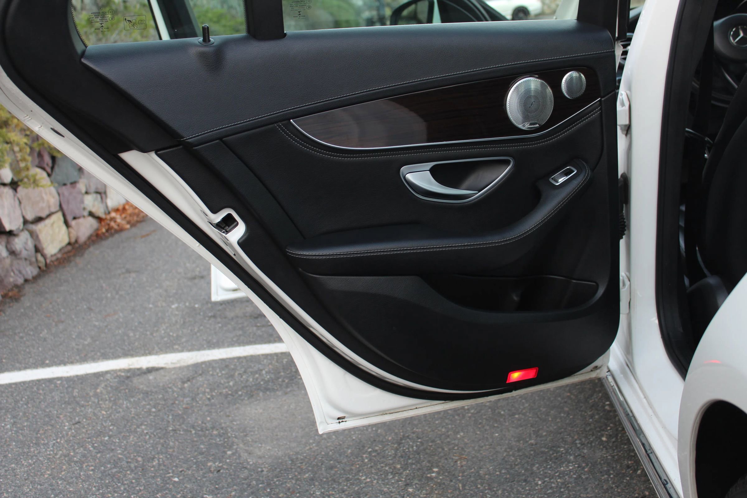 Used 2015 Mercedes-Benz C 300 4MATIC Sedan image 14