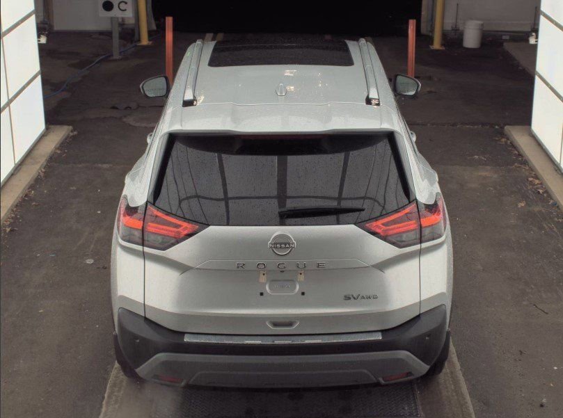 Used 2023 Nissan Rogue SV w/ SV Premium B Package image 16