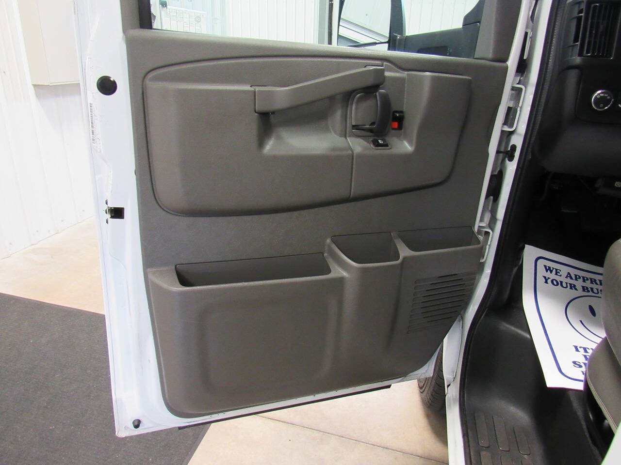 Used 2023 GMC Savana 3500 w/ Power Convenience Package RWD image 35