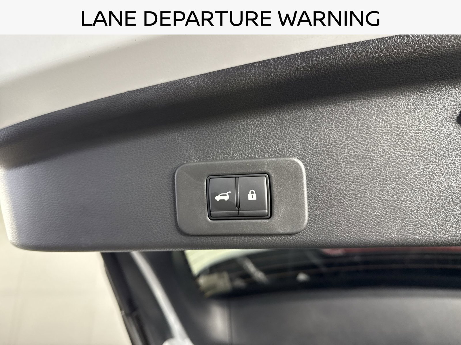 Certified 2025 Nissan Murano SL w/ Cargo Package AWD/4WD image 37