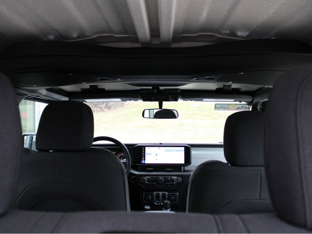 New 2026 Jeep Wrangler Sport AWD/4WD image 33