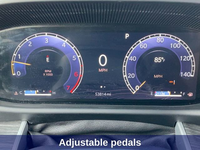 Used 2024 Jeep Wagoneer Series III AWD/4WD image 37