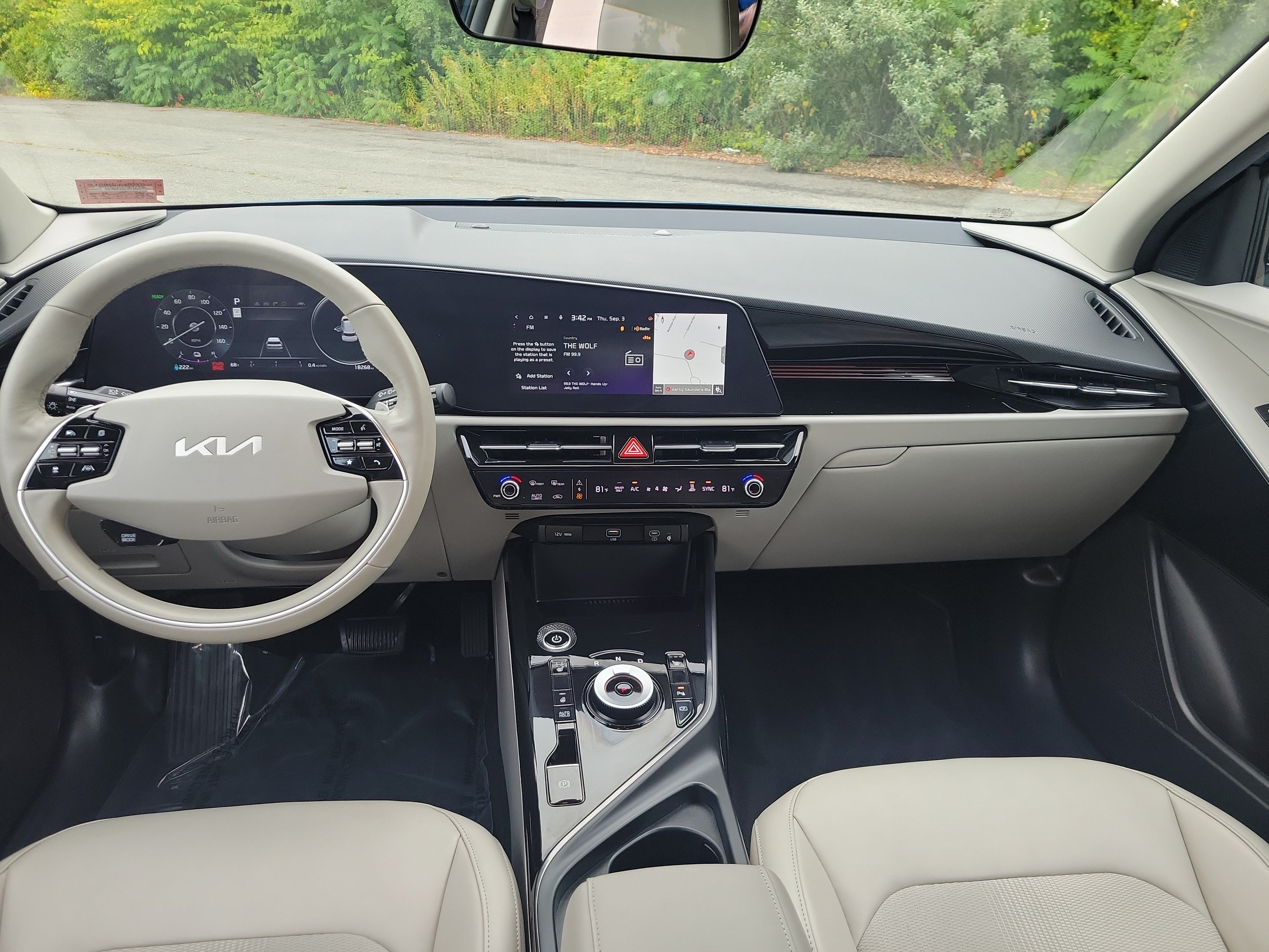 Used 2023 Kia Niro Wind w/ Wind Preserve Package FWD image 18