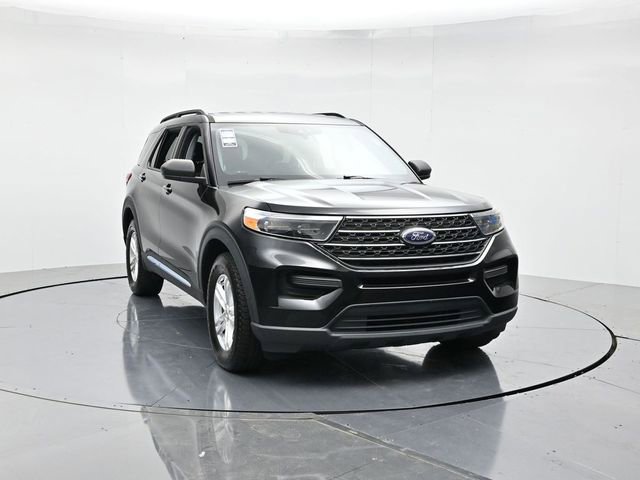 Used 2022 Ford Explorer XLT image 4