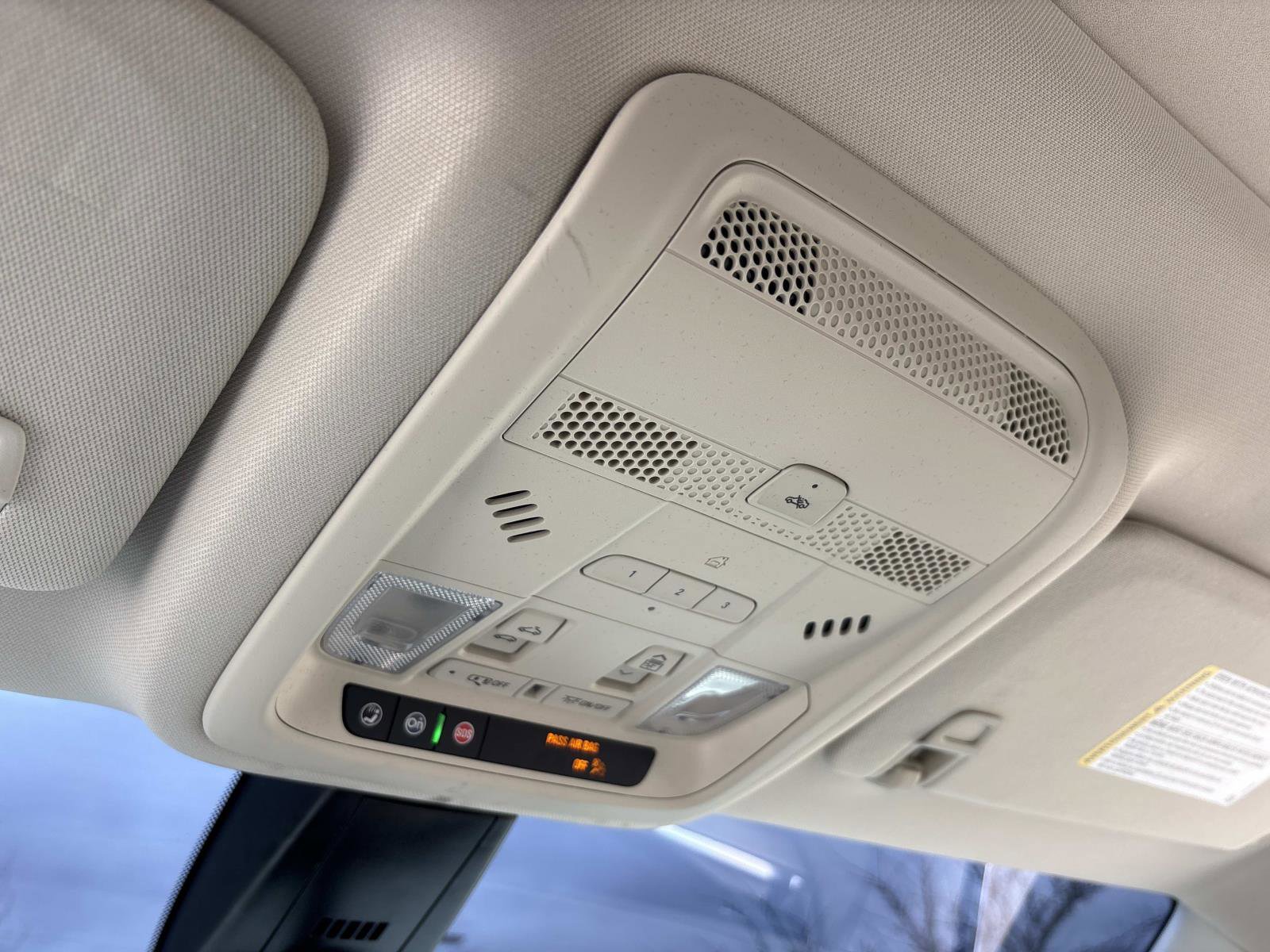 Used 2021 Cadillac XT6 Premium Luxury image 26