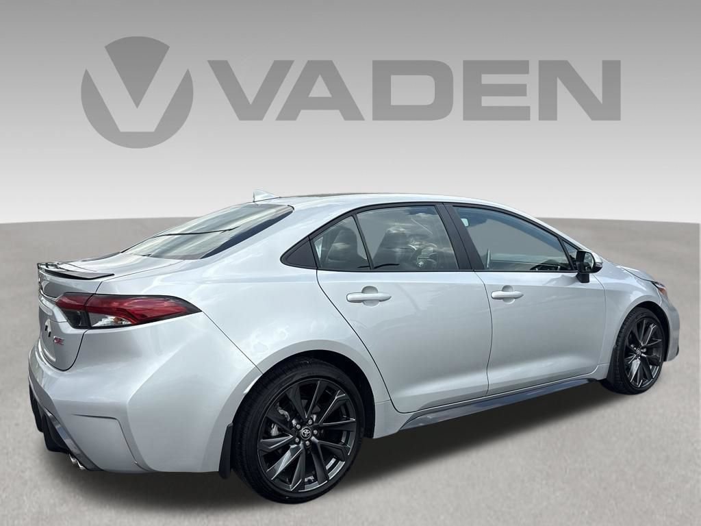Used 2025 Toyota Corolla XSE FWD image 6