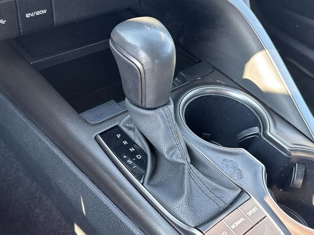 Used 2024 Toyota Camry SE FWD image 13