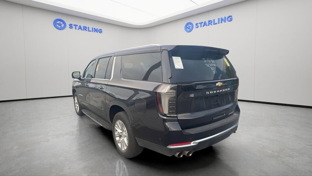 Certified 2025 Chevrolet Suburban Premier RWD image 3