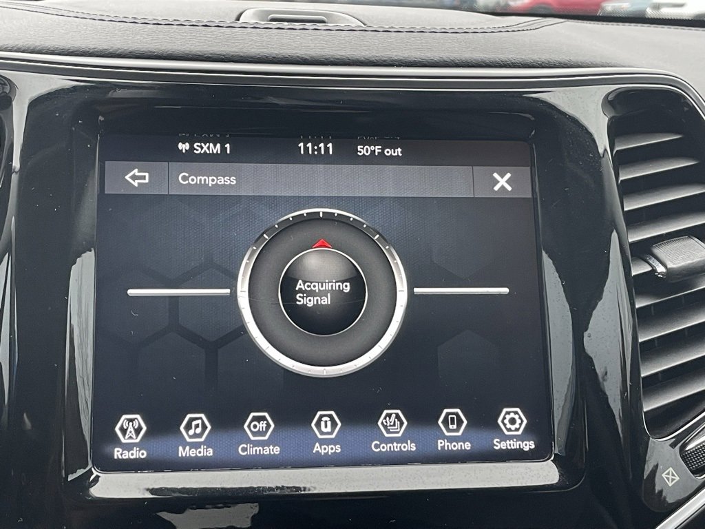 Used 2020 Jeep Cherokee Limited image 39