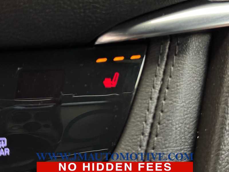 Used 2022 Cadillac XT5 Luxury image 35