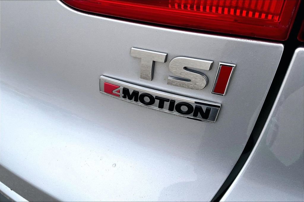 Used 2017 Volkswagen Tiguan S image 23