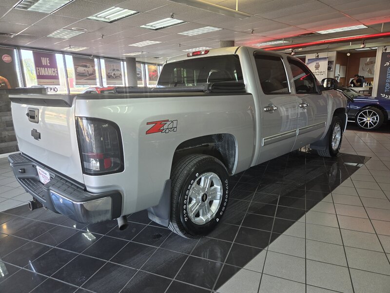 Used 2012 Chevrolet Silverado 1500 LTZ AWD/4WD image 8