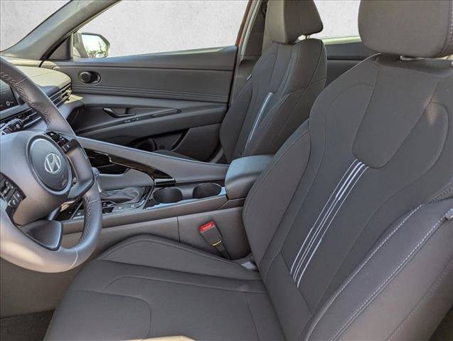 New 2026 Hyundai Elantra SEL Sport FWD image 21