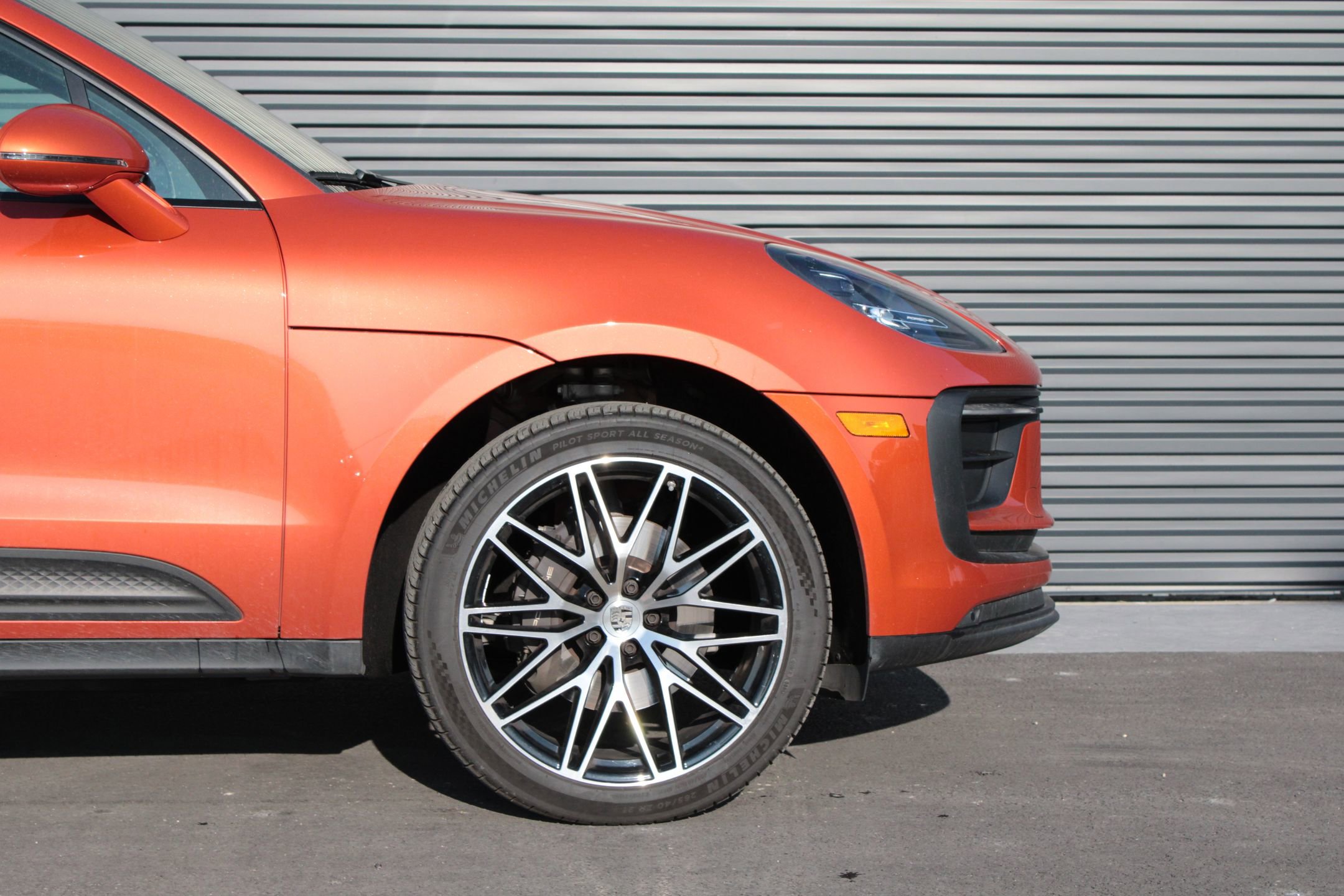 Used 2023 Porsche Macan image 11