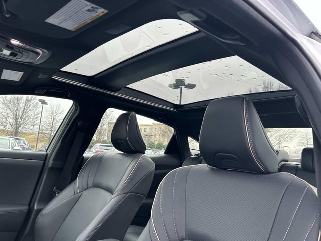 Used 2026 Toyota Crown Limited w/ Advanced Technology Package image 22