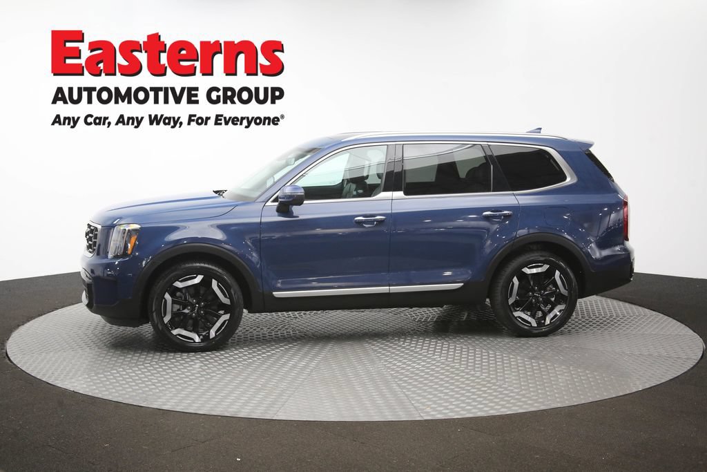 Used 2025 Kia Telluride S FWD image 61