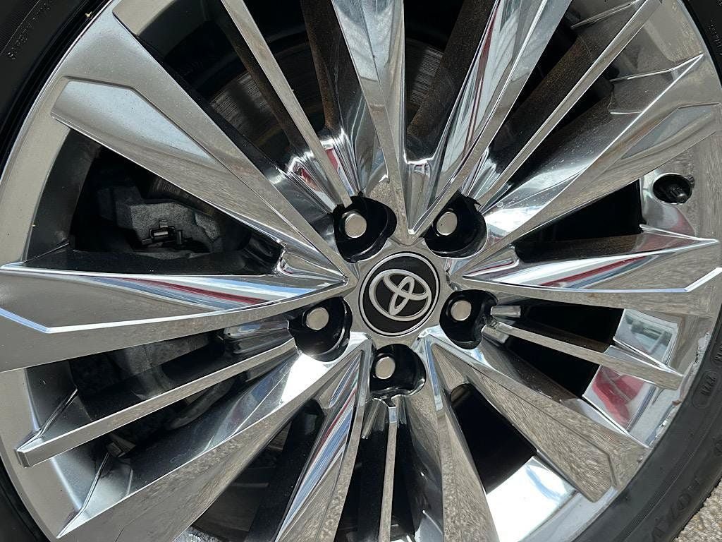 Certified 2025 Toyota Grand Highlander AWD image 30