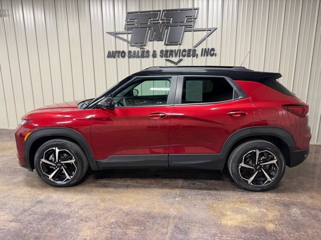 Used 2023 Chevrolet TrailBlazer RS w/ Sun and Liftgate Package image 3