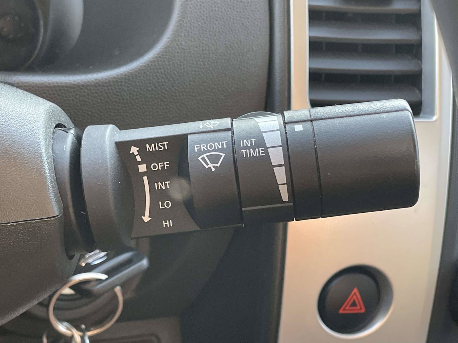 Used 2012 Nissan Frontier SV RWD image 11