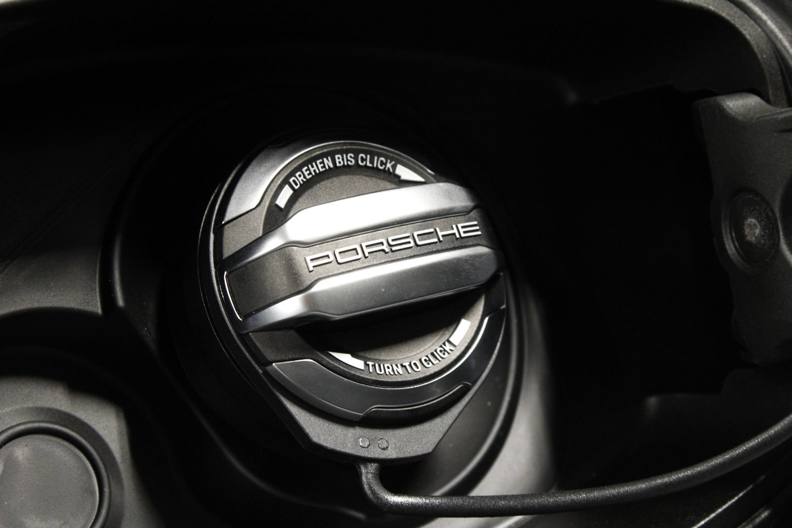 New 2026 Porsche Cayenne S AWD/4WD image 32