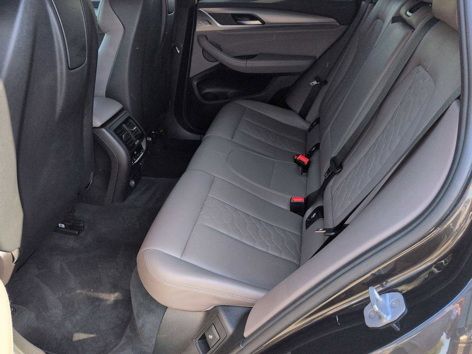 Used 2020 BMW X4 M w/ Executive Package AWD/4WD image 21