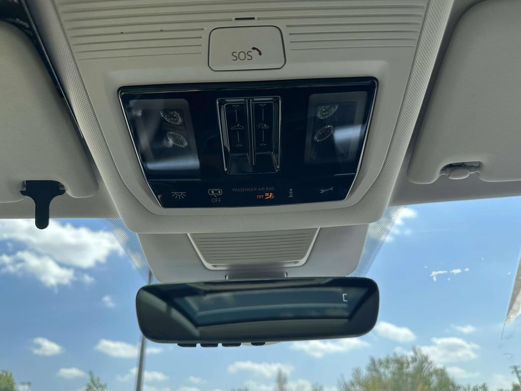 New 2026 Volkswagen Tiguan SE AWD/4WD image 25