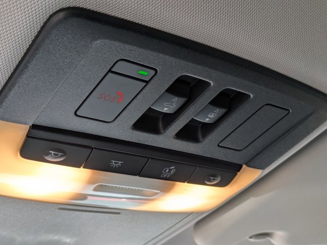 Used 2023 Mitsubishi Outlander SEL FWD image 13