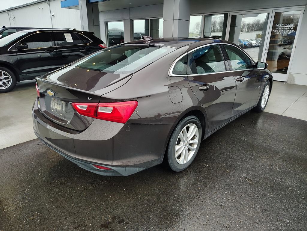 Used 2016 Chevrolet Malibu LT FWD image 5
