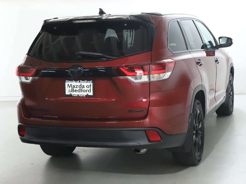 Used 2019 Toyota Highlander SE w/ Nightshade Edition AWD/4WD image 49