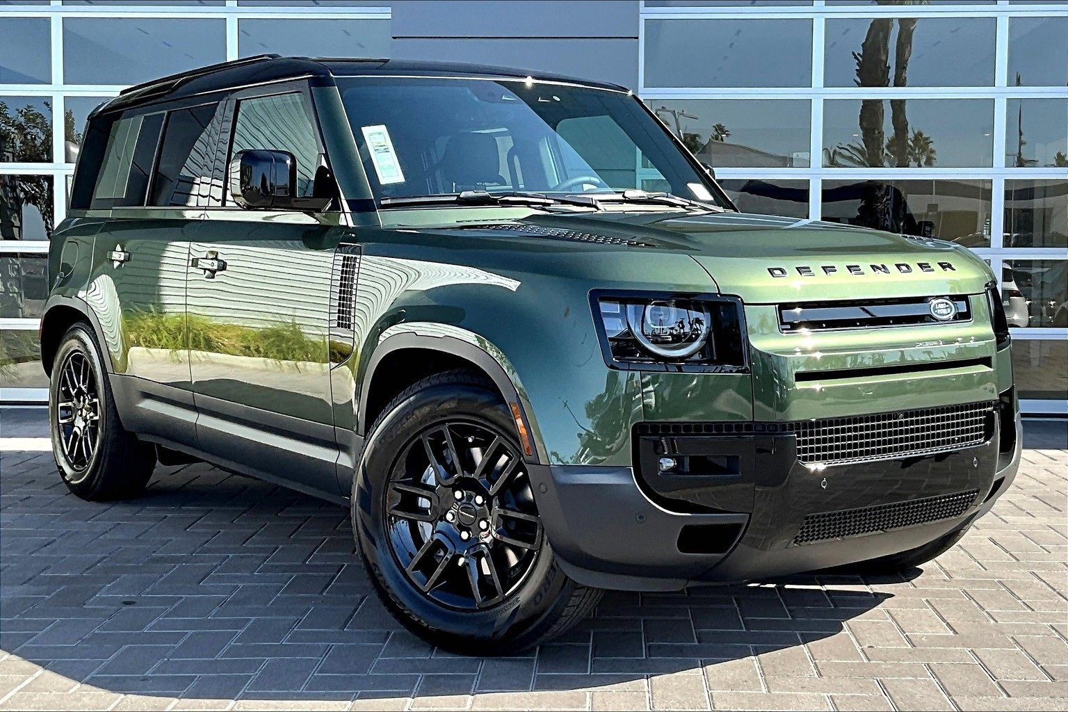 New 2026 Land Rover Defender 110 S image 2