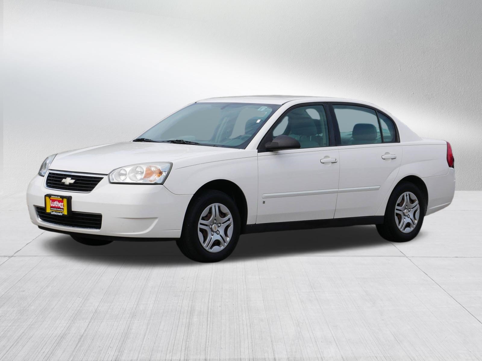 Used 2008 Chevrolet Malibu LS FWD image 3
