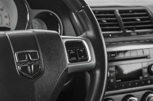 Used 2014 Dodge Challenger R/T image 14