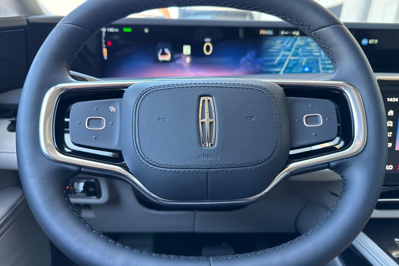 New 2026 Lincoln Nautilus Reserve AWD/4WD image 20