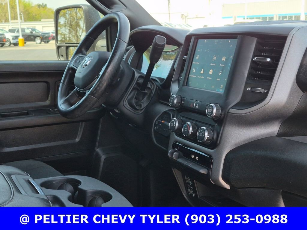 Used 2024 RAM 2500 Tradesman w/ Chrome Appearance Group image 12