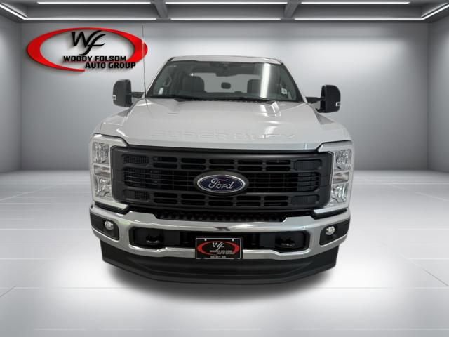 New 2026 Ford F250 XL w/ FX4 Off-Road Package image 2