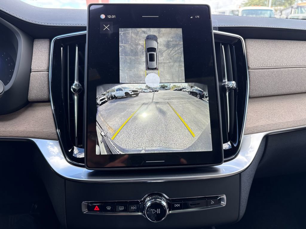 New 2026 Volvo XC90 B6 Plus image 11